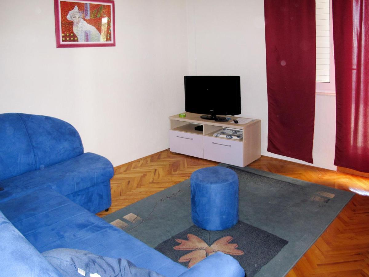 Giljo-2 By Interhome Apartma